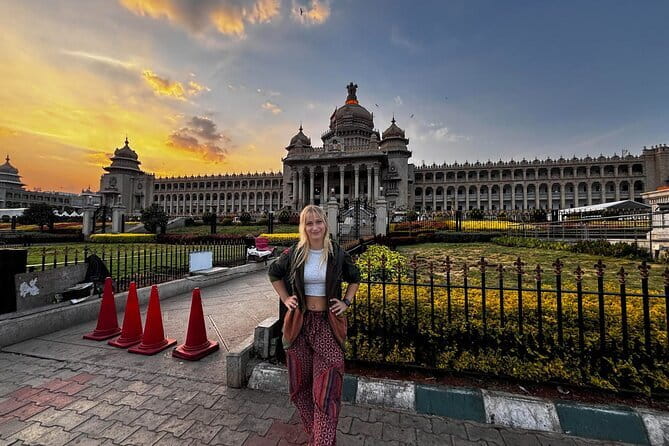 Old Bangalore Historical Walk thro Palace, Temples, Fort & Market - Price, group size, and what you actually receive
