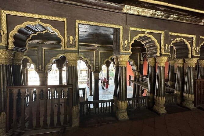 Old Bangalore Historical Walk thro Palace, Temples, Fort & Market - Kote Venkataramana Temple and living worship