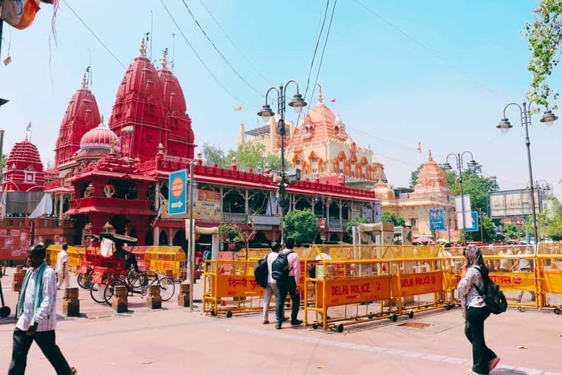 Old Delhi Temples and Spice Market Tour - From Rajiv Chowk to Old Delhi by metro