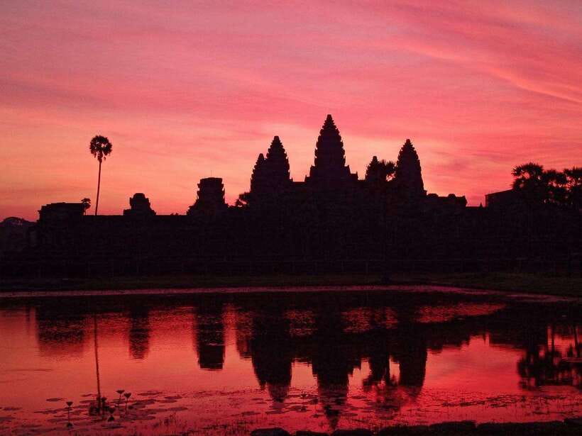 One Day Angkor Wat Trip with Sunrise - Angkor Wat gives you the essential first chapter