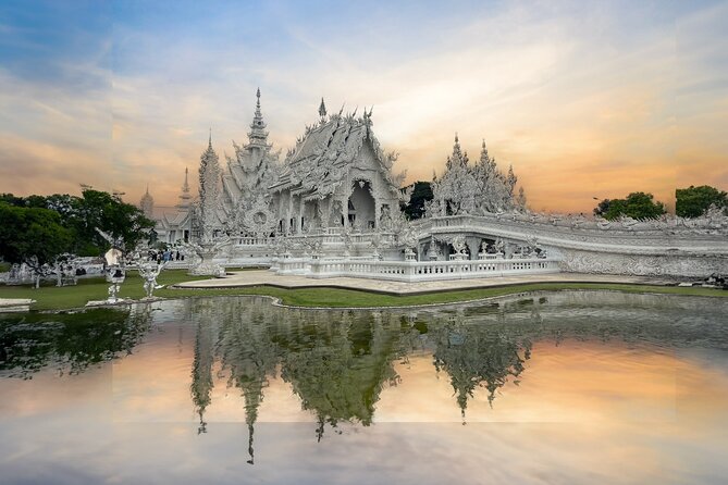 One Day Tour Chiang Rai(White Temple , Blue Temple, Black House) Private Tour - Mae Khachan Hot Spring: a brief first stop