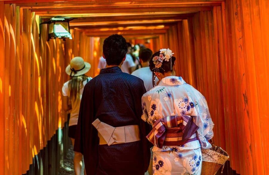 Osaka/Kyoto: Arashiyama, Nara Park, Fushimi Shrine Tour - The comfort level for families and older visitors