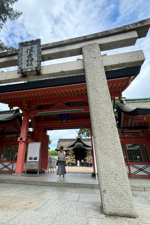 Osaka: Sumiyoshi, Osaka's Most Iconic Shrine - Private Tour - Why Sumiyoshi Taisha matters in Osaka