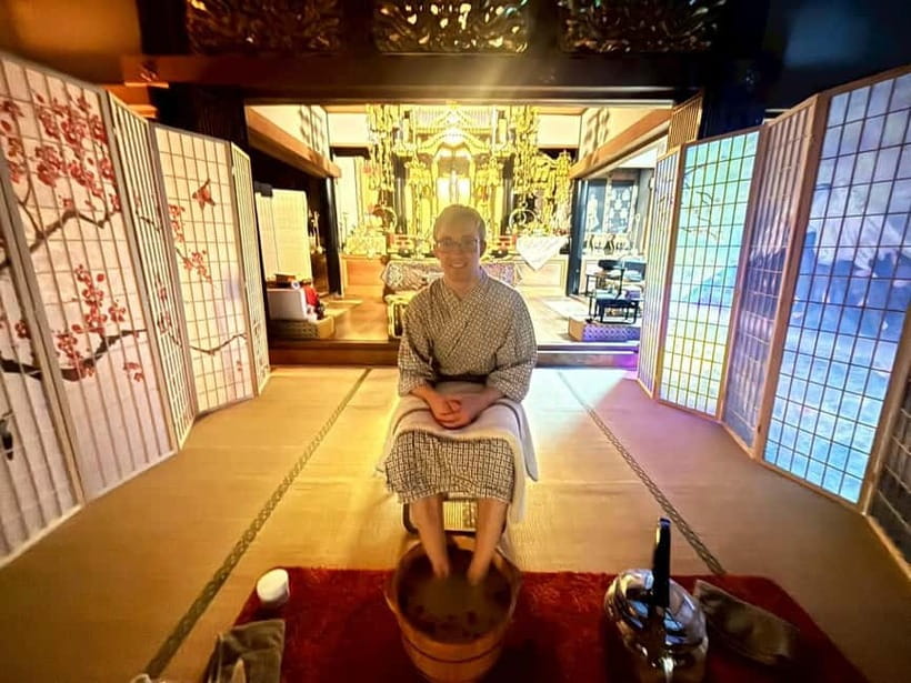 Osaka Temple Head Spa &Matcha Facial – Refresh & Glow〈90min〉 - Arriving, changing into a yukata, and settling down