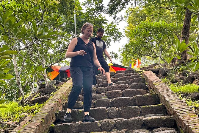 Oudong Mountain History and Pagoda Tour - Starting at the Russey Keo fish port