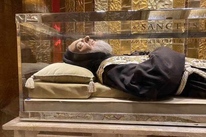 Padre Pio's Shrine in San Giovanni Rotondo from Bari (Apulia) - Why San Giovanni Rotondo matters to Padre Pio followers