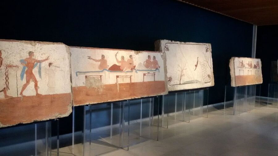 Paestum Tour: Best Preserved Temples in the World (UNESCO) - Why Paestum feels different from Rome