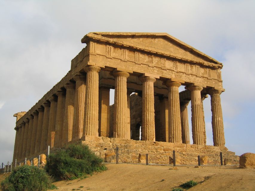 Palermo: Agrigento and the Valley of the Temples Day Tour - Scala dei Turchi: beautiful, but keep expectations modest
