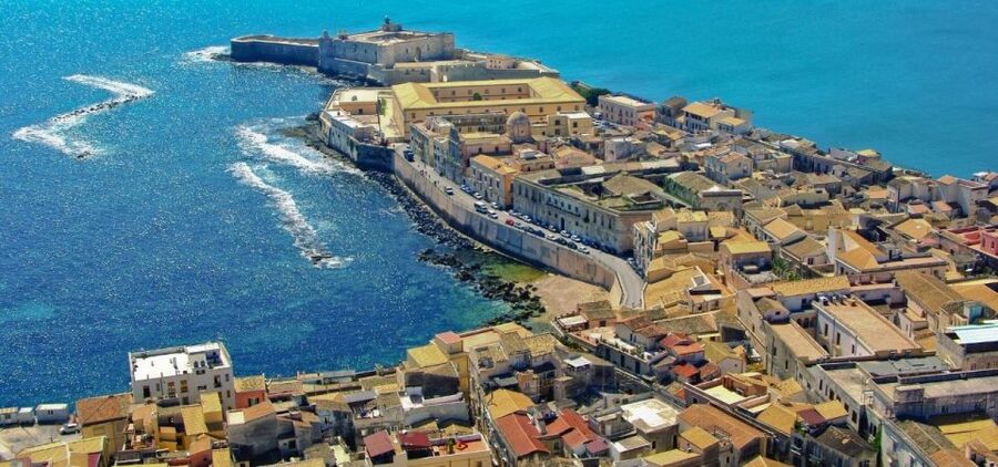 Palermo to Siracusa: stop al Valley of Temples & Roman Villa - Piazza Armerina and the Roman Villa mosaics