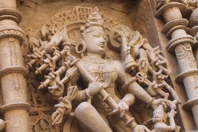 Patan Stepwell and Modhera Sun Temple from Ahmedabad - Arriving at Rani Ki Vav in Patan