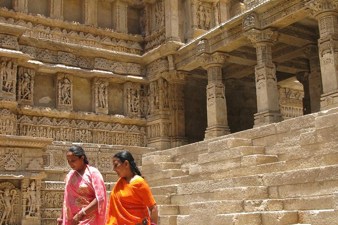 Patan Stepwell & Temple from Ahmedabad - Khan Sarovar and Patan’s quieter side