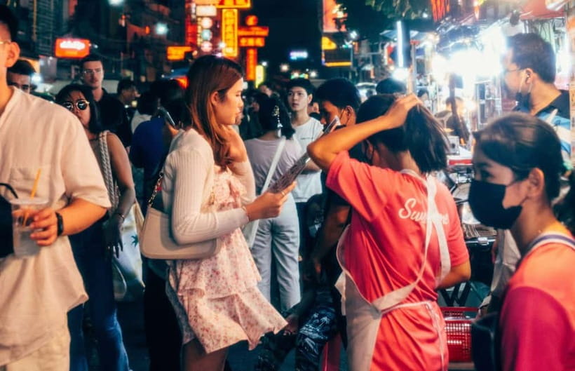 Pattaya: Big Buddha Temple and Night Market Tour - Finishing under the lights of Walking Street