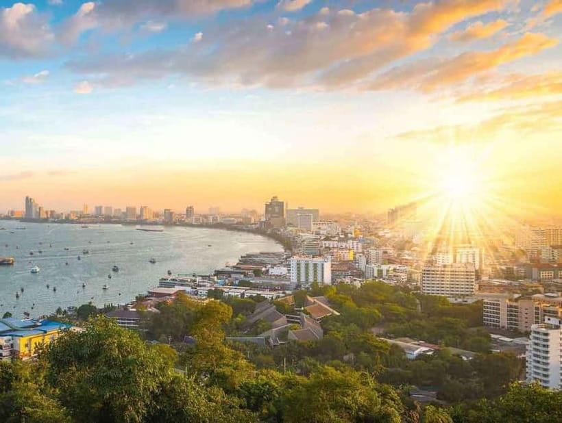 Pattaya: Big Buddha Temple, Night Market, and Sunset Tour - What this three-hour Pattaya evening actually offers