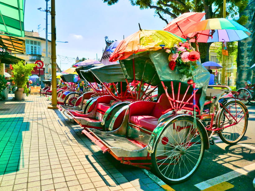 Penang: Kek Lok Si Temple and Penang Hill Guided Tour - Penang Hill is more than a viewpoint