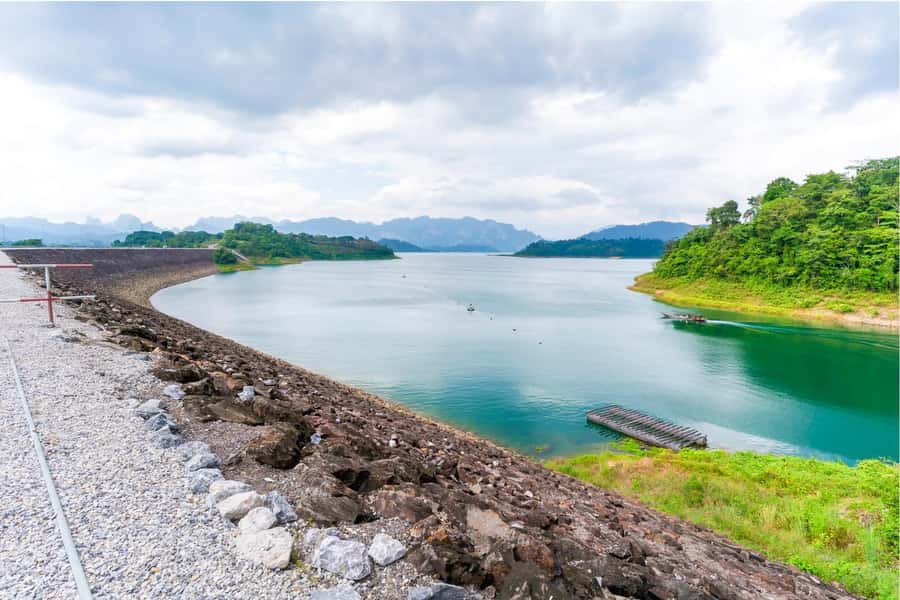 Phuket:Cheow Lan Lake & Kho-Sok,Bamboo Rafting,Monkey Temple - Who will enjoy this tour most