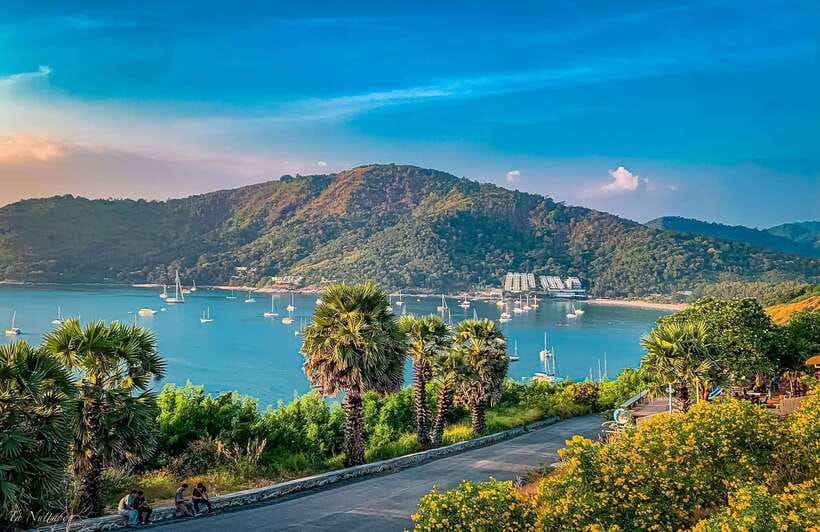 Phuket: Half-Day Viewpoint, Big Buddha and Wat Chalong Tour - Wat Chalong offers a quieter temple visit