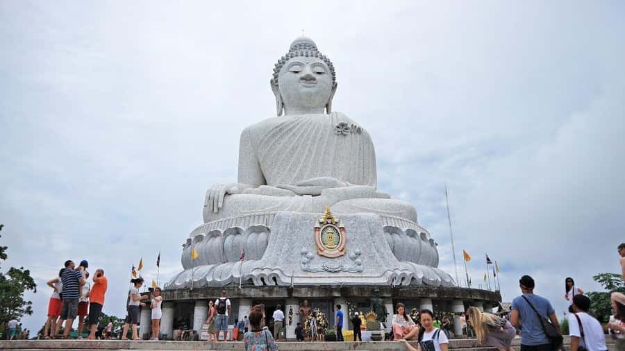 Phuket: Old Town, Chalong Temple, and Great Buddha Van Tour - Karon View Point, a quick look over the coast