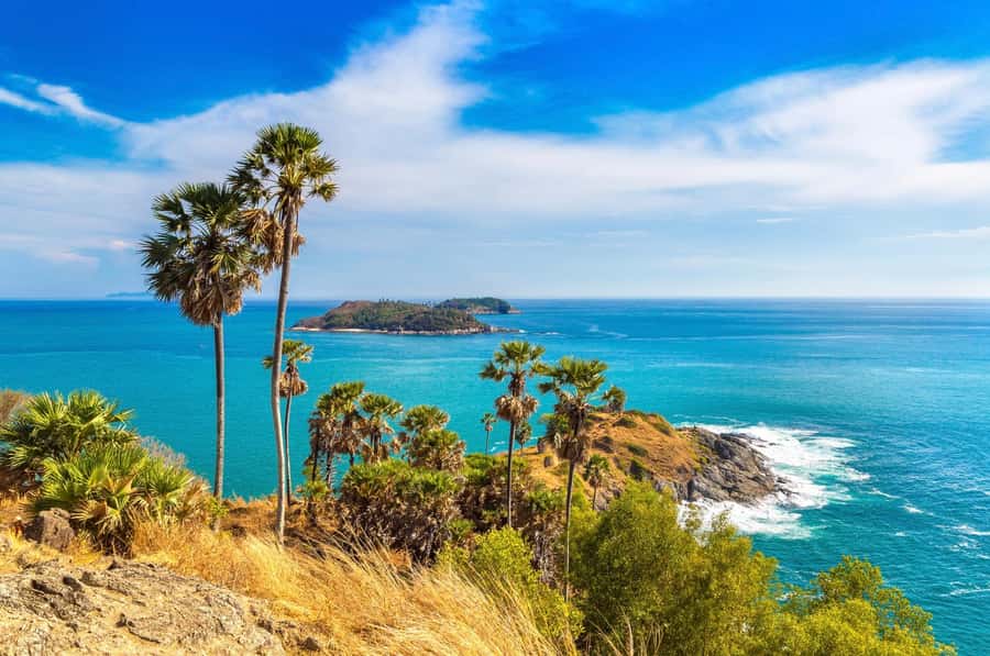 Phuket: PromthepCape,Swim Ya-Nui Beach,Buddha,Chalong Temple - What to pack and how to handle the day