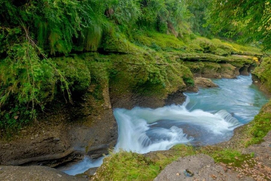 Pokhara: Pagoda, Waterfall & Cave – Private Short Trip - Devi’s Falls: dramatic, but seasonal
