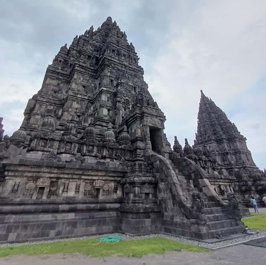 Prambanan Temple Afternoon Tour - Entering Prambanan with ticket costs in mind