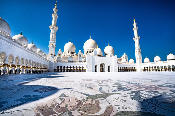Premium Abu Dhabi City Tour With Hindu Temple Visit - Private - How the private vehicle changes the day