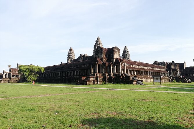 Private Angkor Wat Temple Tour - Angkor Thom and Bayon’s famous faces