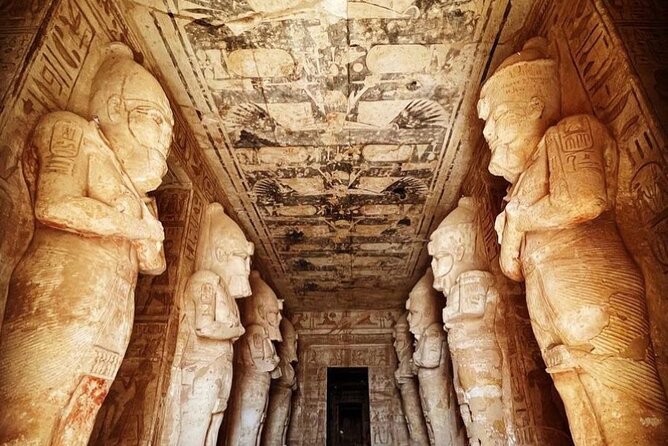 Private Day Tour to Abu Simble Temple from Aswan - Arriving at the Abu Simbel Temple Complex