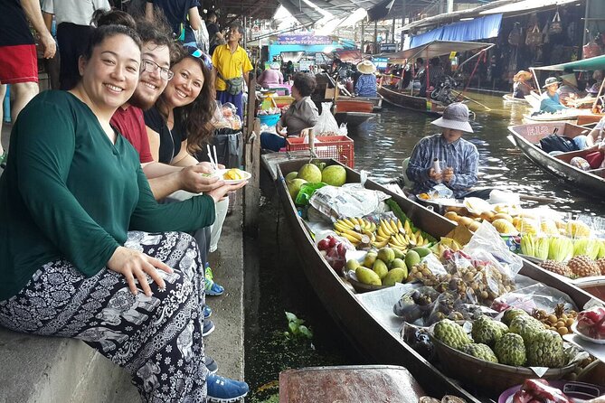 PRIVATE Floating Market + DRAGON Temple + DO like a Local - Five details that shape the day
