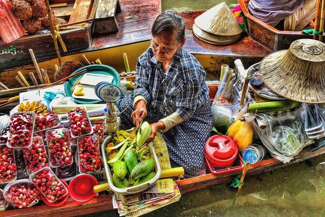 PRIVATE Floating Market + DRAGON Temple + DO like a Local - Nakhon Pathom and a coffee stop after the markets