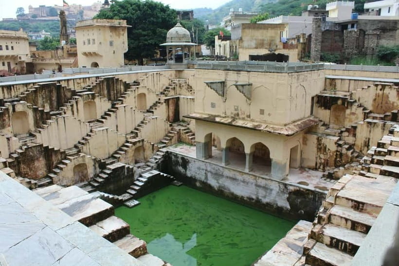 Private Full-Day Jaipur Guided Tour with Monkey Temple - Monkey Temple and the pools of Galtaji