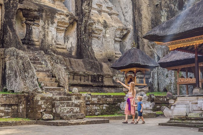 Private Full-Day Tour: Balinese Temples and Rice Terraces - Gunung Kawi and the long stairway below the road