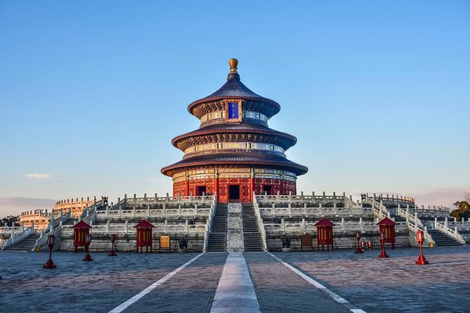 Private Half-day Tour Tiananmen Square ,Forbidden City and Temple of Heaven - Walking into the Forbidden City