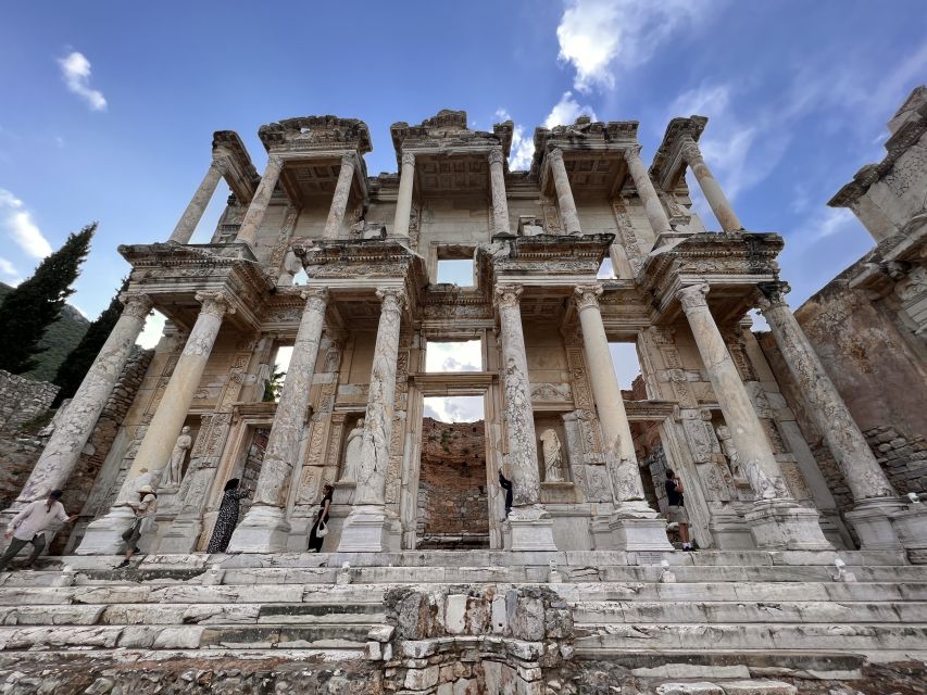 Private Halfday Ephesus Tour with Temple of Artemis Tour - Entering Ephesus Through the Main Ruins