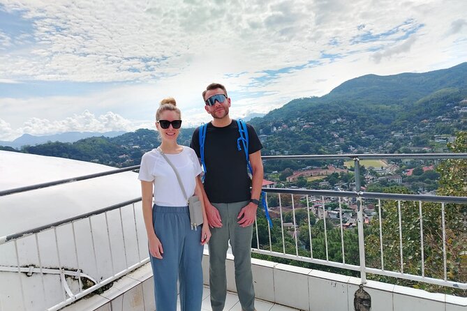 Private Kandy City Tour: Temple of the Tooth & Lake Highlights - Temple of the Sacred Tooth Relic, the essential visit