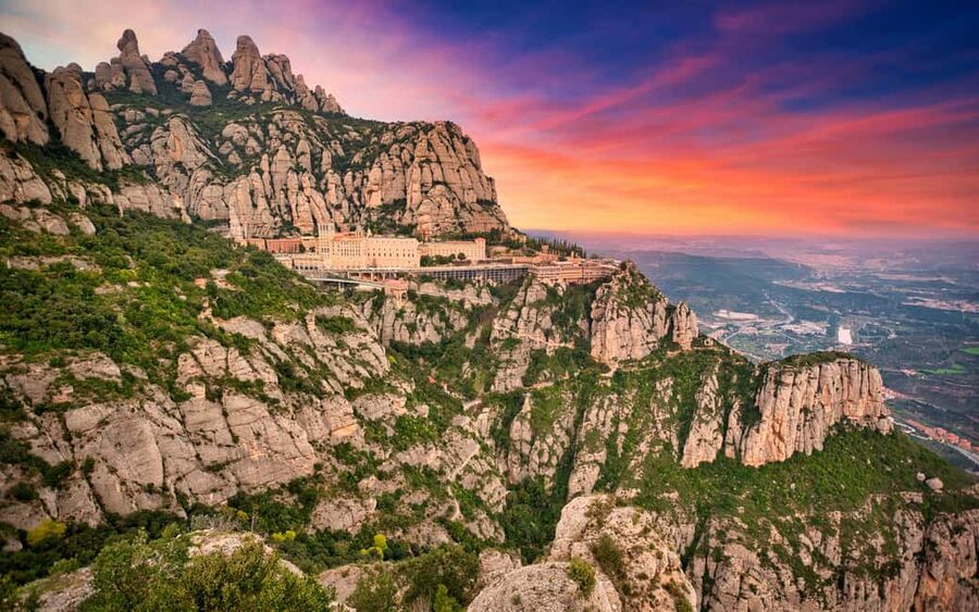 Private Montserrat Monastery with pickup + Winery or Caves - Is $474 per person good value?