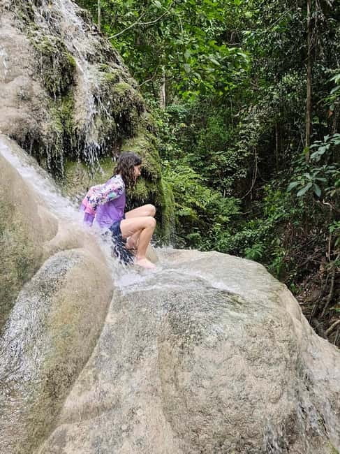 Private : Sticky Waterfall & Secret Temple & Karen Village. - What this five-hour outing is really like