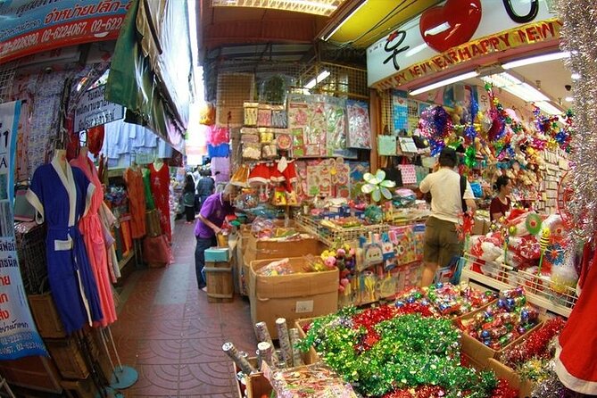 Private Three Temples Bangkok City Tour - Who gets the most value from this tour?