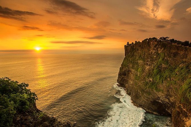 Private Tour Bali Beaches and Uluwatu Temple with Dinner - Padang Padang Beach and its narrow rock entrance