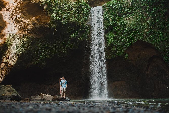 Private Tour : Bali Best Waterfalls, Temples and Monkey Forest - Elephant Cave: More Temple Than Elephant