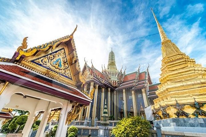 Private Tour: Bangkok's Grand Palace Complex and Wat Phra Kaew - Timing, clothing, and practical preparation