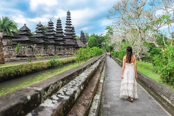 Private Tour: Full-Day Tanah Lot and Uluwatu Temples with Kecak Fire Dance Show - Uluwatu delivers the day’s big finish