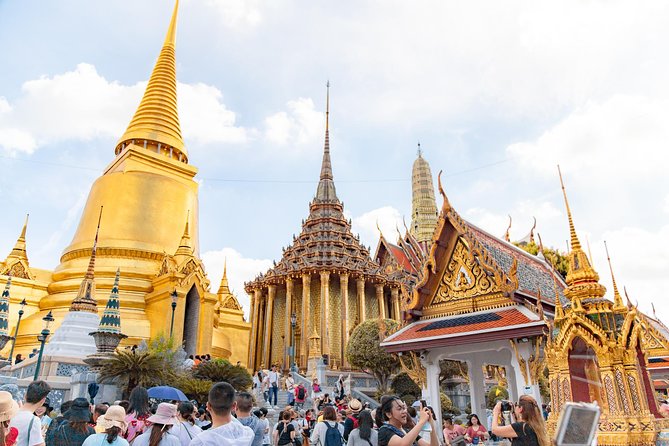 Private Tour: Half-day Grand Palace and Wat Arun by Boat - Entering the Grand Palace at 8 a.m.