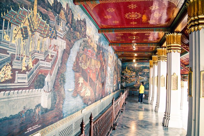 Private Tour: Half-day Grand Palace and Wat Arun by Boat - What the private guide adds