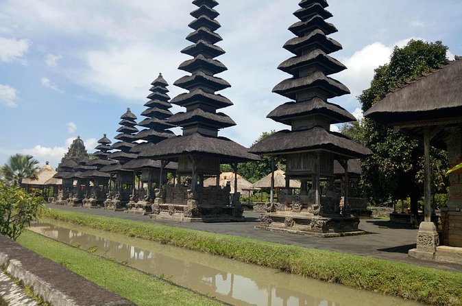 Private Tour: Leke-Leke Waterfall, Handara gate & Iconic Temples - Taman Ayun closes the sightseeing route with space and structure