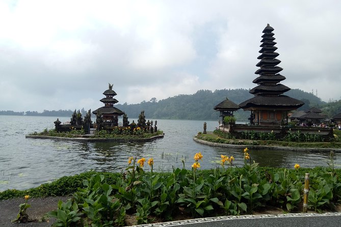 Private Tour: Leke-Leke Waterfall, Handara gate & Iconic Temples - Who will enjoy this Bali day trip most