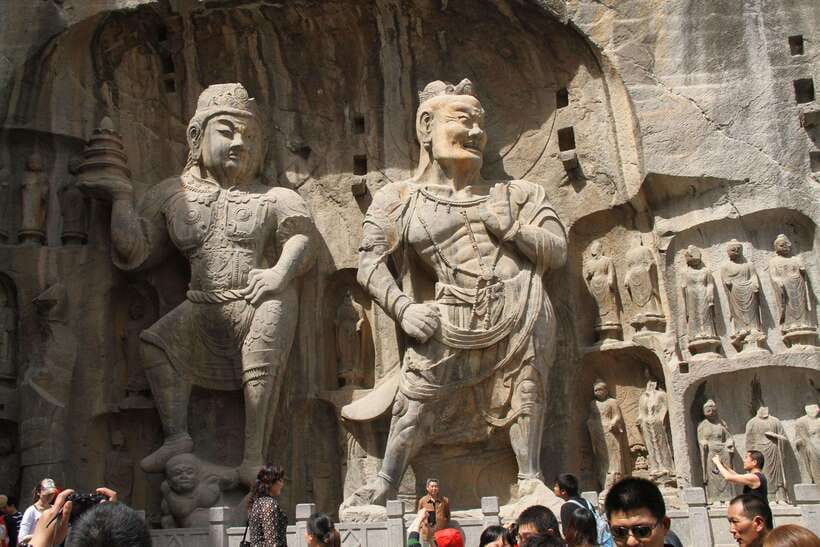 Private Tour: Longmen Grottoes, Shaolin Temple & Kungfu Show - Why this private combination works