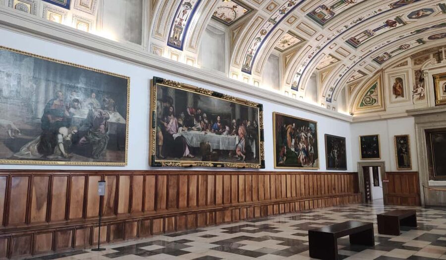Private tour: San Lorenzo de El Escorial Monastery - The Royal Pantheon and the people behind the monarchy