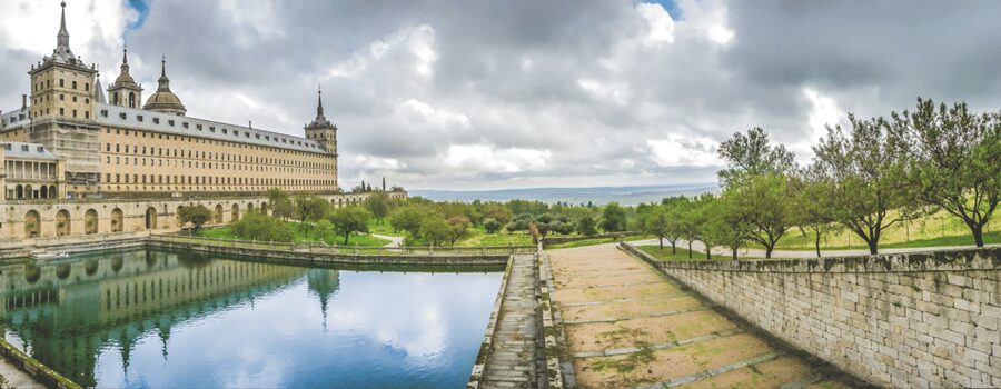 Private tour: San Lorenzo de El Escorial Monastery - Art by Titian, El Greco, Velázquez, and Luca Giordano