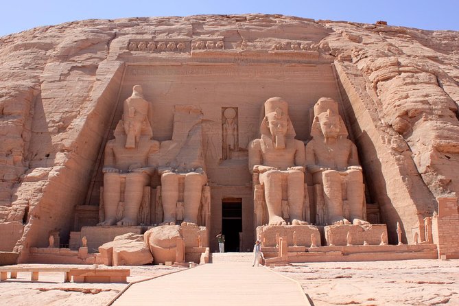 Private Tour to Abu Simbel Temples by Vehicle from Aswan - An eight-hour road trip from Aswan