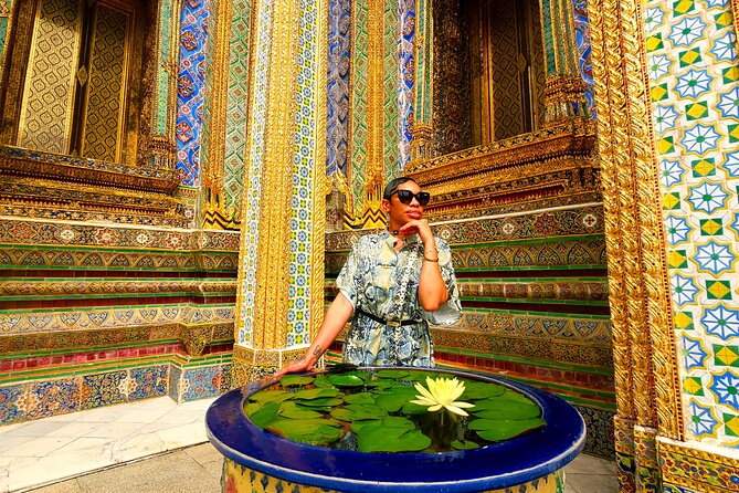 Private Tour to Grand Palace of Bangkok, Pho and Arun Temple - Entering the Grand Palace after 1782